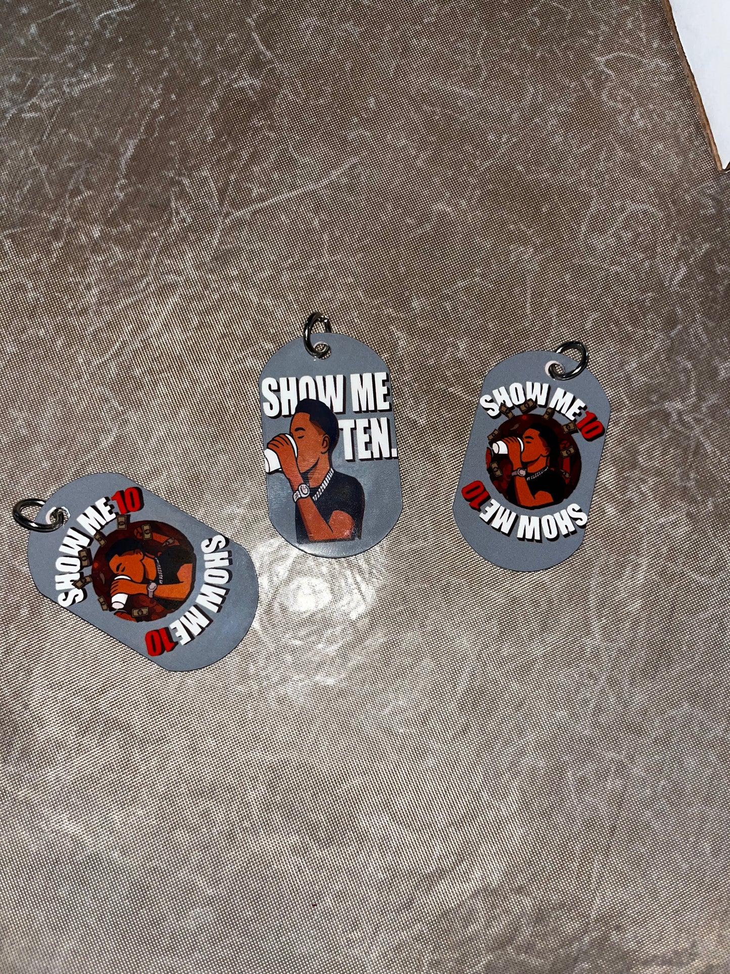 Show Me 10 Dog Tag